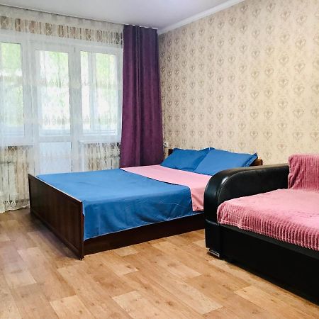 Apartaments In The City Center Караганда Екстер'єр фото