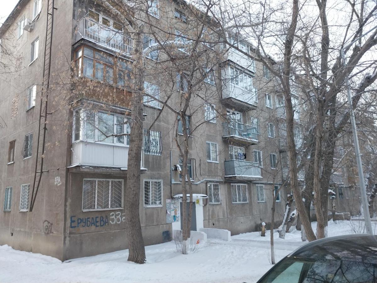 Apartaments In The City Center Караганда Екстер'єр фото